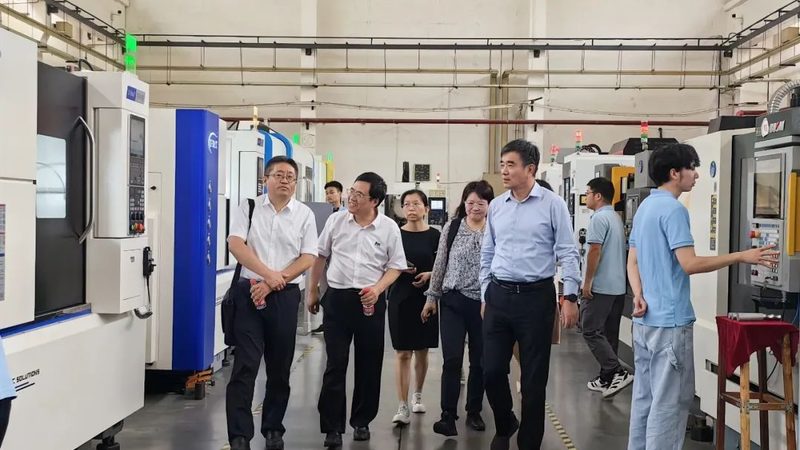 工业自动化控制方案：揭秘其核心与未来趋势